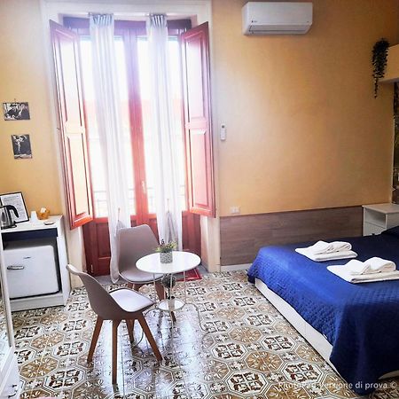 Bellobello Rooms&Apartment ナポリ エクステリア 写真
