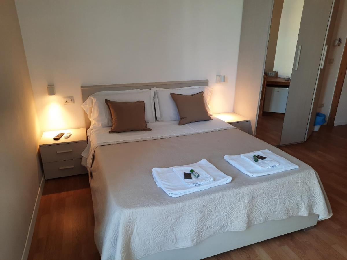 Bellobello Rooms&Apartment ナポリ エクステリア 写真